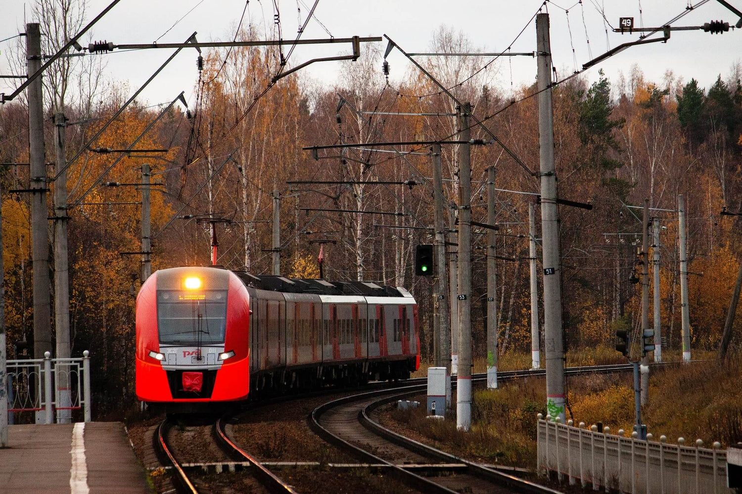 Przemysłowa kolej etykietująca